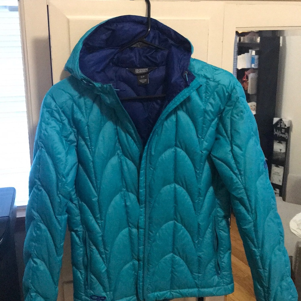 Outdoor research women’s aria hoody down jacket.
